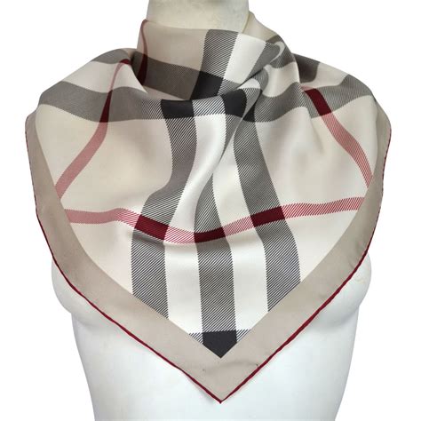 Burberry Foulard Femme Franges Nova Carreaux 